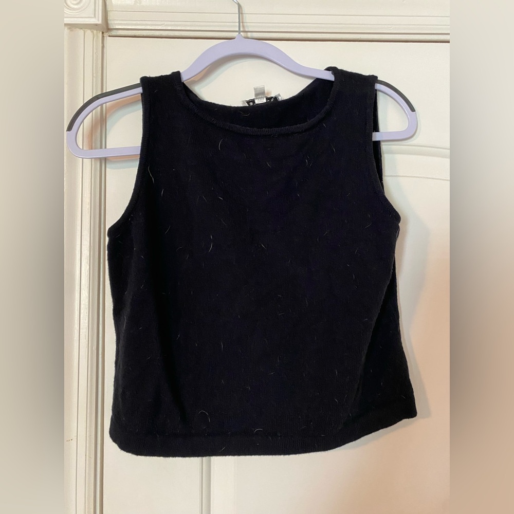 St. John Black Sleeveless Top